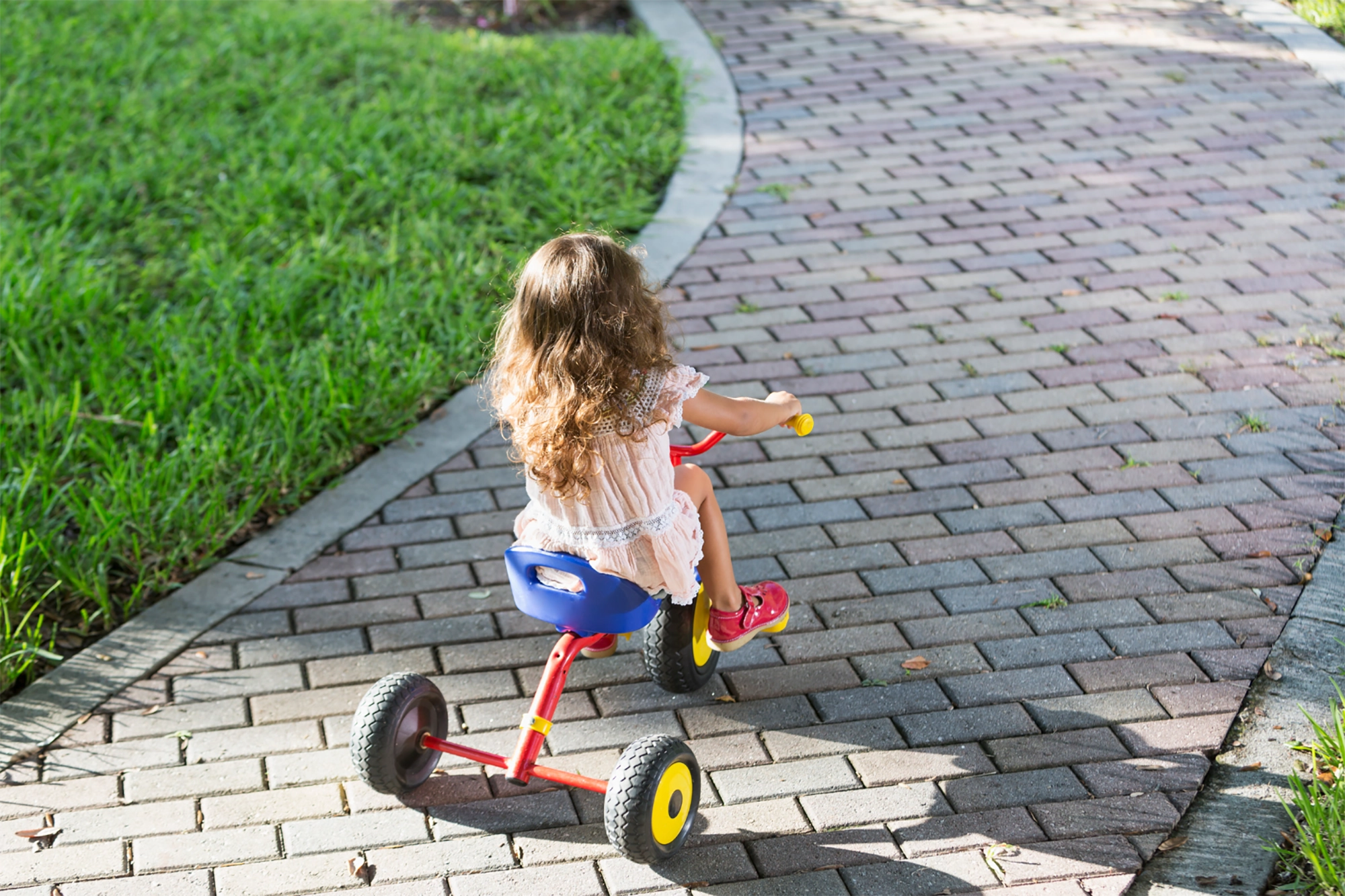 wela-8-benefits-riding-tricycle Westcliff Early Learning Academy - 8 Benefits of Riding a Tricycle for Physical and Cognitive Development